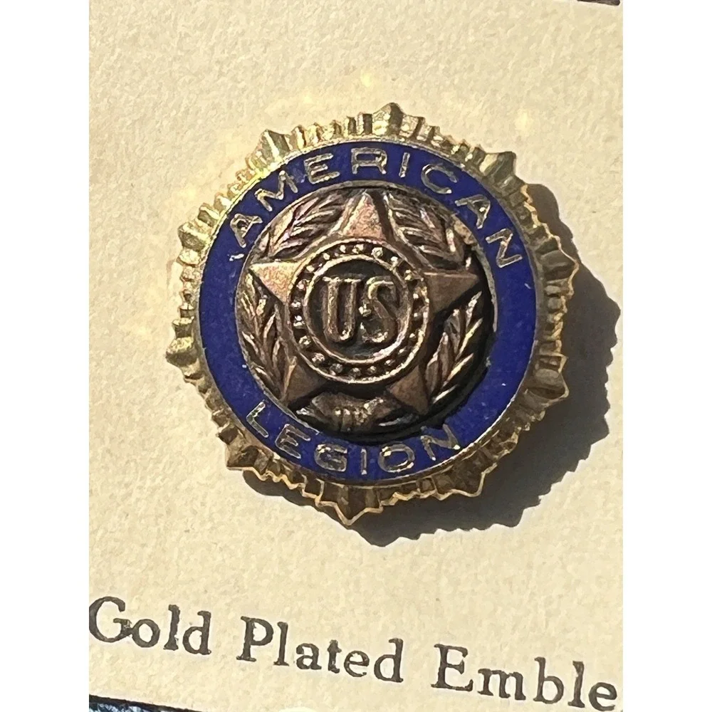 Vtg American‎ Legion Screw Back Gold Tone Lapel Pin